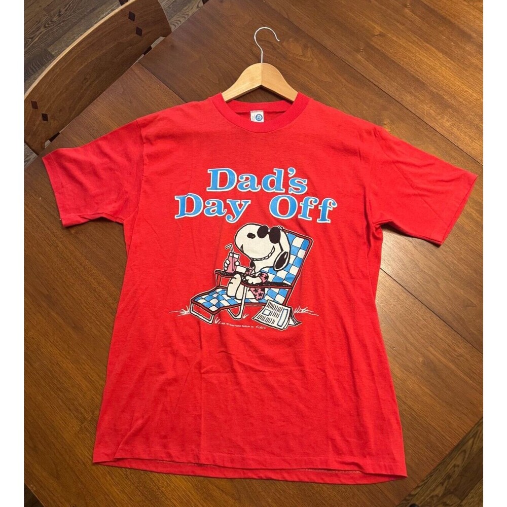 Vintage 80's Snoopy Peanuts T-Shirt Mens Large Red Artex USA Dad's Day Off 70's